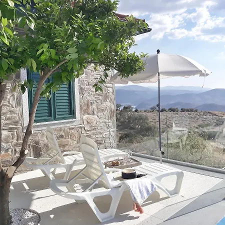 مزرعة للإقامة Casinha Da Colina