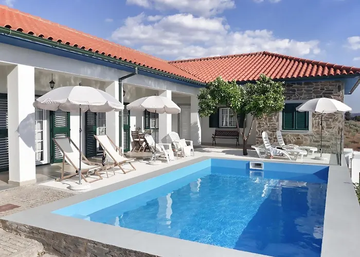 Casinha Da Colina مزرعة للإقامة