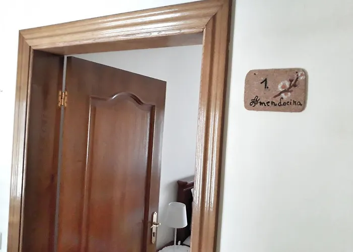 Casinha Da Colina مزرعة للإقامة ألفانديجا دا في